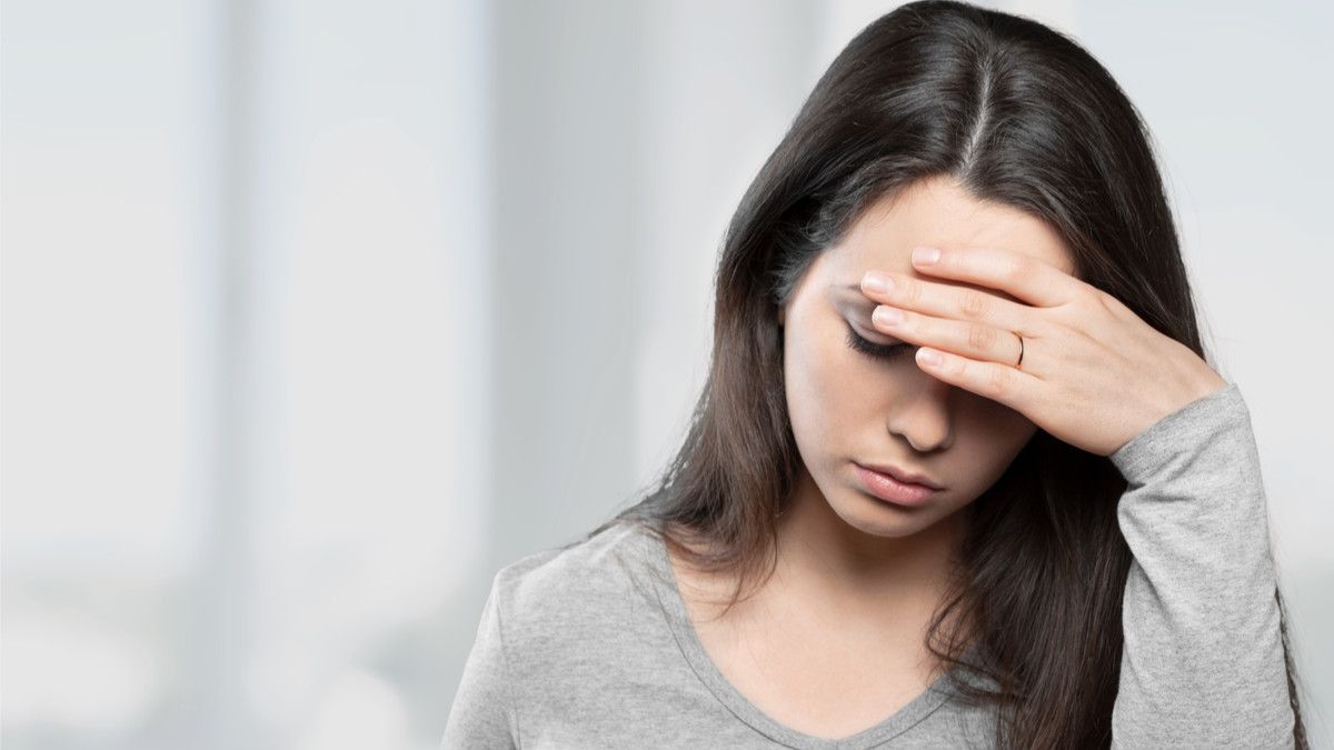 Kenapa Saat Menstruasi Wanita Sering Sakit Kepala?