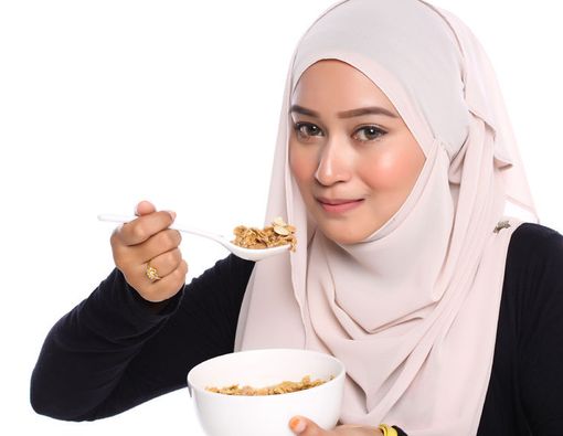 Cegah Sakit Kepala saat Puasa