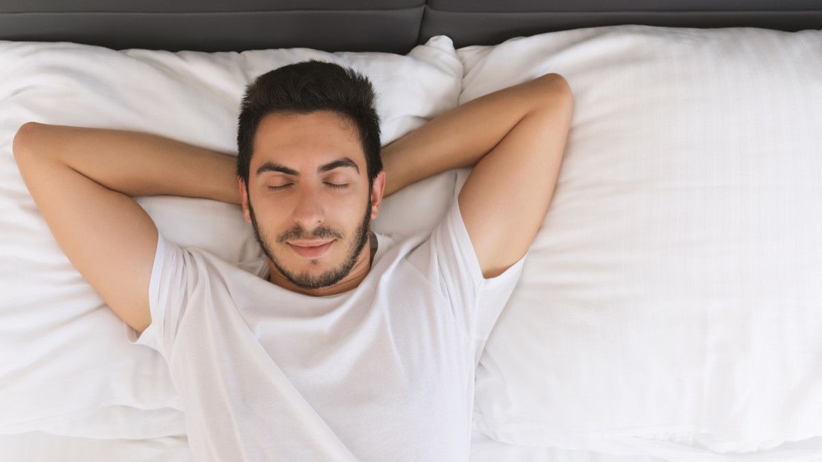 #HariRebahanNasional Trending, Ini Manfaat Rebahan untuk Kesehatan