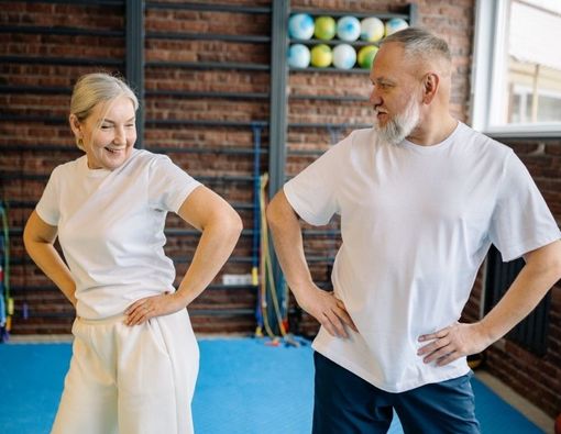 Pentingnya Latihan Pinggul bagi Lansia dan Cara Lakukannya