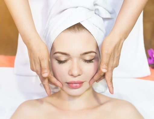 Bolehkah Facial Saat Wajah Berjerawat?