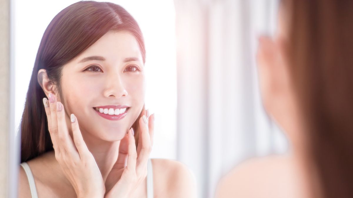     Bukan Cuma Bikin Glowing, Ini Segudang Manfaat Tocopherol untuk Kulit dan Wajah