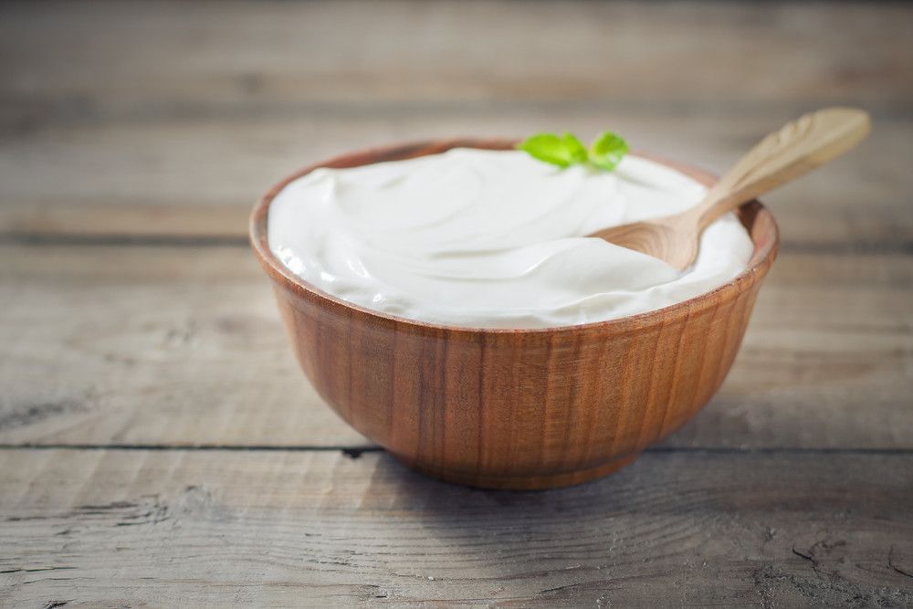 Khasiat Makan Yoghurt Saat Kena Radang Tenggorokan (Gulsina/Shutterstock)