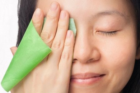 3+1 Makanan untuk Atasi Kulit Berminyak 