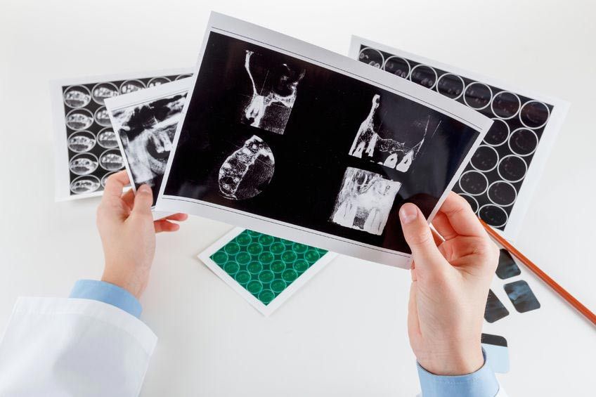 Mengenal Sosok Dokter dan Bapak Atom Indonesia