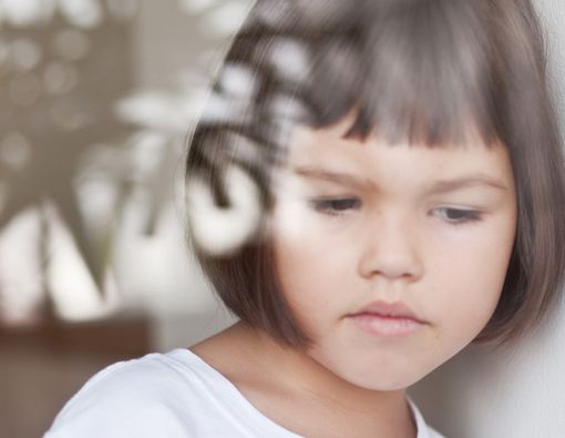 Pola Asuh yang Cocok untuk Anak Melankolis