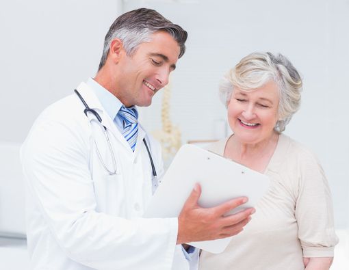 Ini Dia 3 Risiko Operasi Plastik pada Lansia!