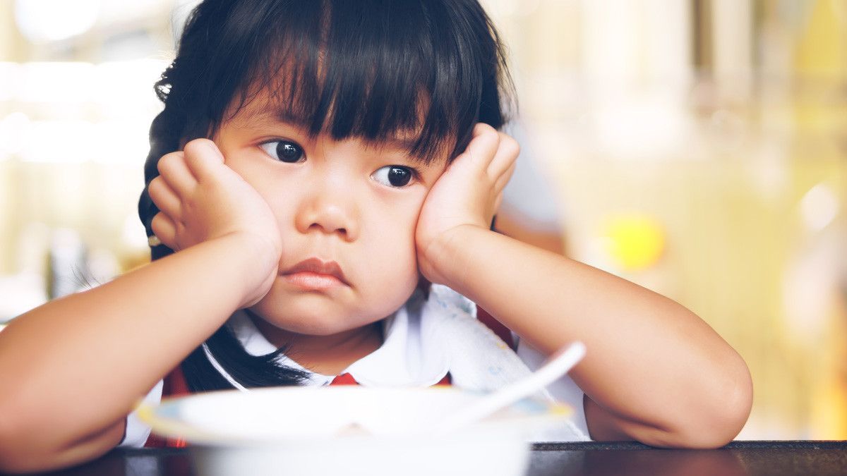 6 Cara Efektif Mengatasi Anak Susah Makan
