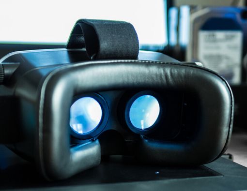 Pakai Kacamata Anti Blue Light, Efektifkah Lindungi Mata dari Radiasi?