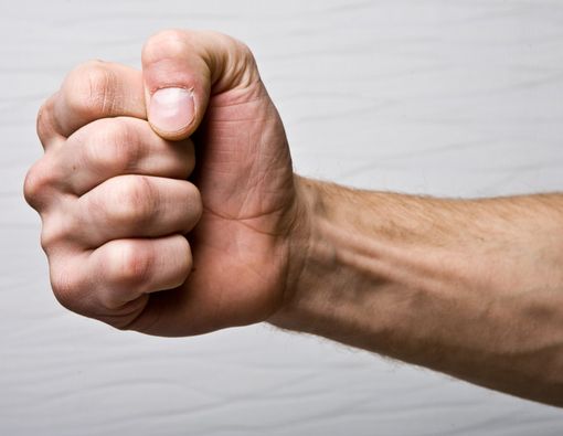 Seks Tahan Lama dengan Obat Semprot Penis, Efektifkah?