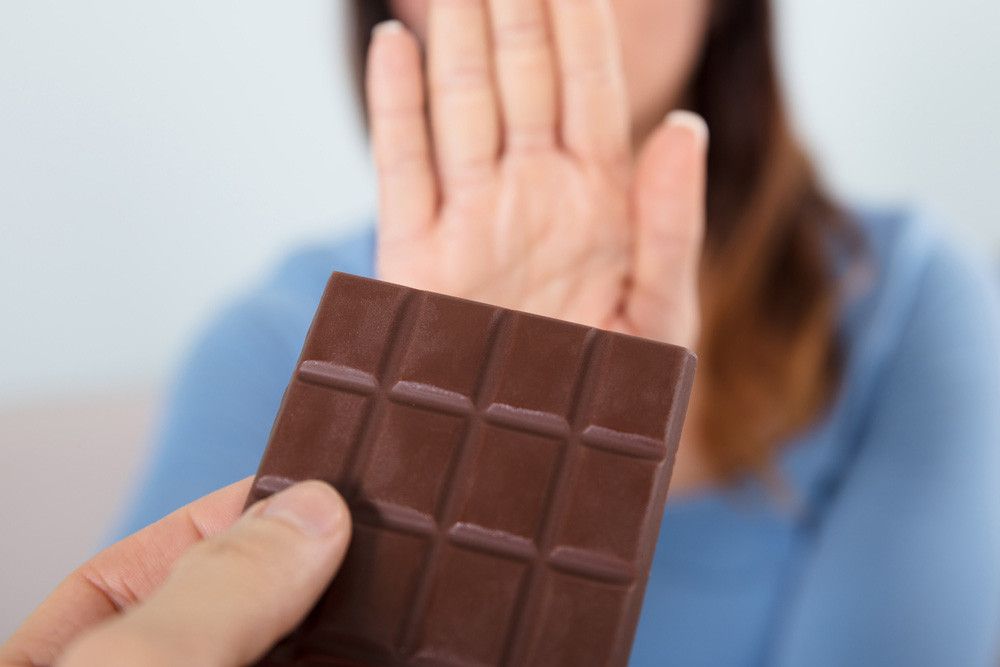 Kenali Tanda-tanda Alergi Cokelat