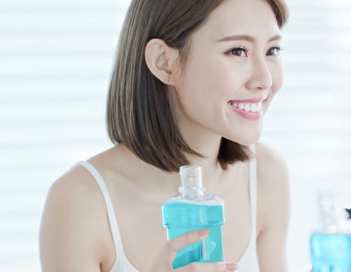 Cara Efektif untuk Memutihkan Gigi di Rumah