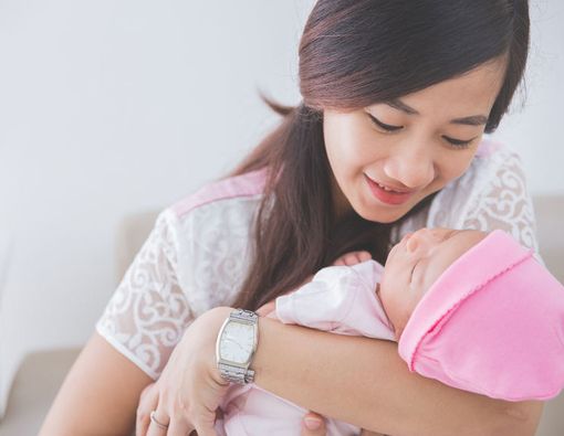 Bayi Cesar Lebih Rentan Terkena Alergi?