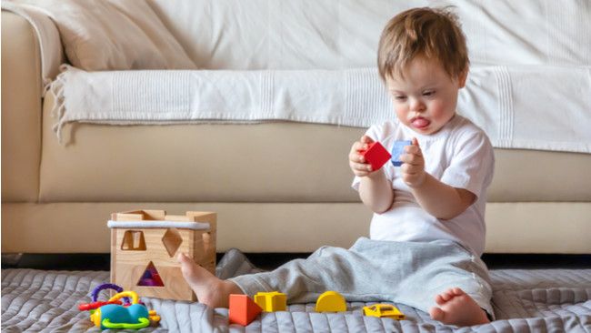 Benarkah Anak dengan Sindrom Down Rentan Autisme? (Tatiana Dyuvbanova/Shutterstock)