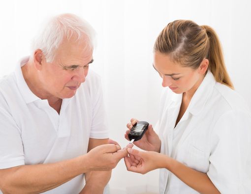 Segudang Bahaya di Balik Gula Darah Tinggi