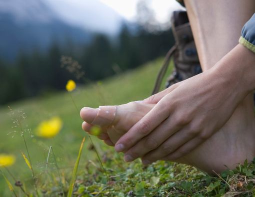 Telapak Kaki Dingin Bisa Disebabkan oleh 7 Penyakit Ini
