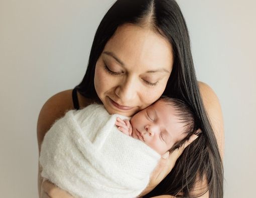 Daftar Pantangan Makan Usai Melahirkan