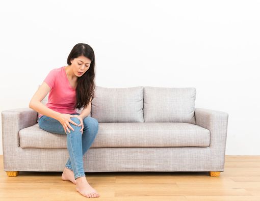 Membedakan Nyeri Sendi Akibat Asam Urat dengan Rematik