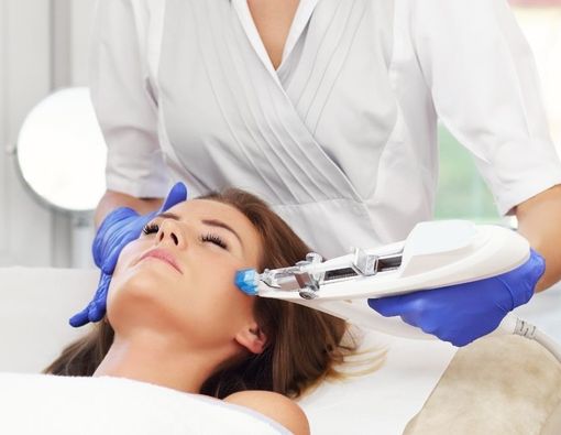 Perawatan yang Perlu Dilakukan Setelah Mikrodermabrasi