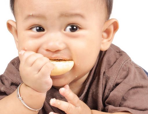 5 Asupan Penting bagi Pertumbuhan si Kecil agar Tak Kena Stunting