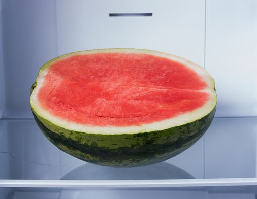 Jangan Simpan Buah Semangka di Dalam Kulkas