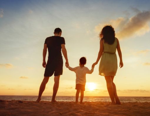 Kiat Sukses Menjalankan Pola Asuh Co-Parenting