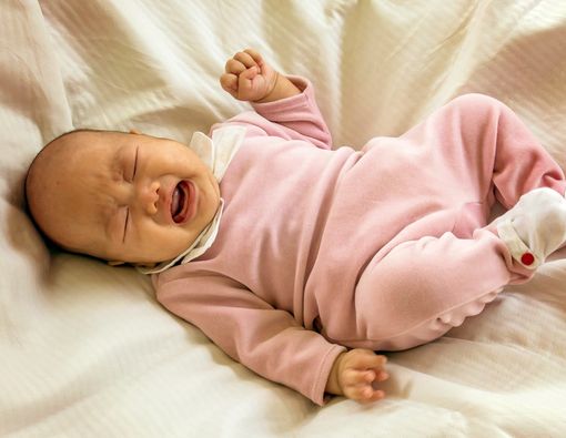 Cara Mengatasi Sariawan pada Bayi dengan Tepat