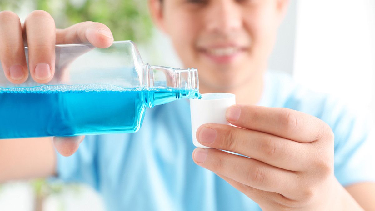 Pro Kontra Obat Kumur Beralkohol