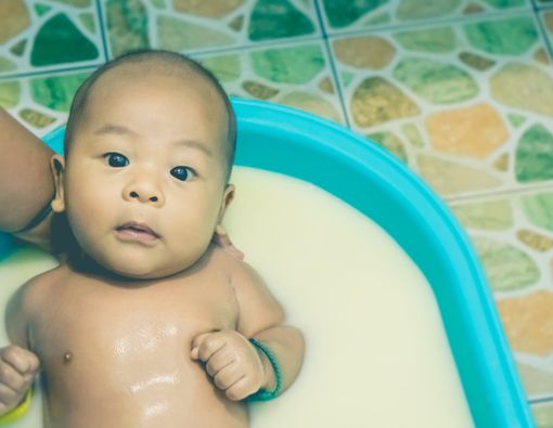 ASI Bisa untuk Air Mandi Bayi, Ini Manfaatnya!