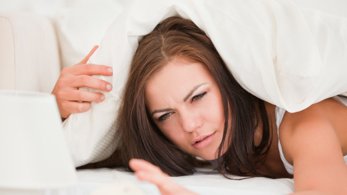 Penyebab Wajah Bengkak saat Bangun Tidur