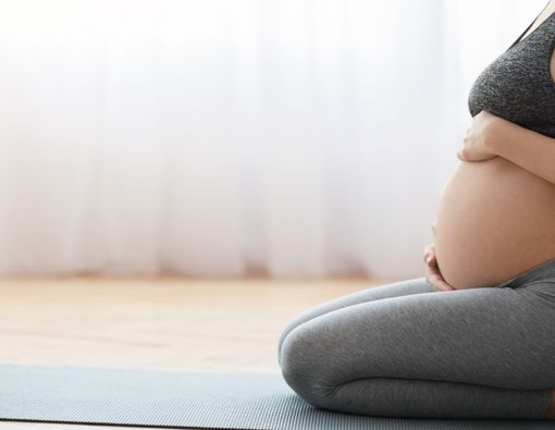 Yoga untuk Ibu Hamil, Manfaat dan Tips Aman Melakukannya