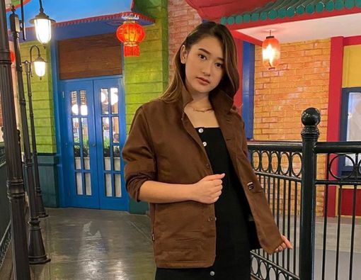 Maia Estianty Jodohkan Dul dan Amanda Caesa. Kok, Ibu Jadi Biro Jodoh?