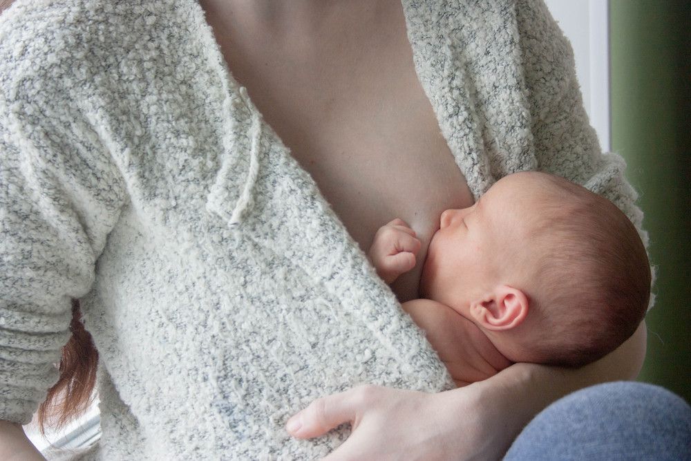 Tips Menyusui bagi Ibu dengan Puting Datar