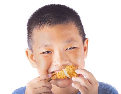 Kecerdasan Anak Turun jika Sering Makan Fast Food