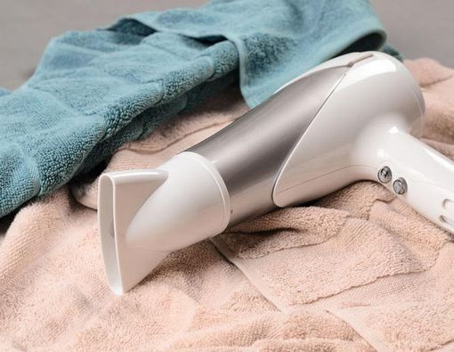 Amankah Mengeringkan Vagina Menggunakan Hair Dryer Usai Bercinta?