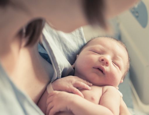 Kondisi Kulit Bayi Baru Lahir dan Artinya bagi Kesehatan