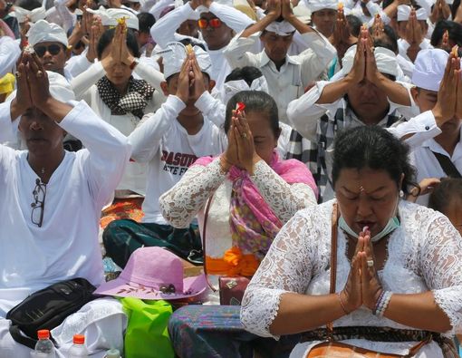 Manfaat Sunyi di Hari Raya Nyepi untuk Kesehatan Telinga