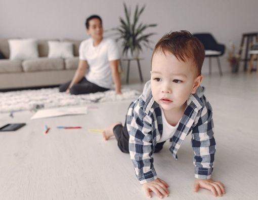 Anak Belum Bisa Bicara atau Berjalan?