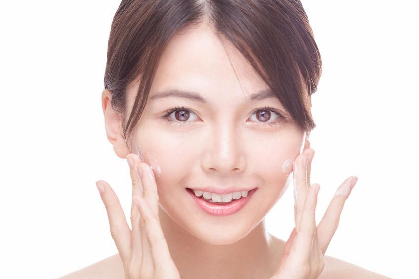 6 Tip Merawat Kulit Sensitif