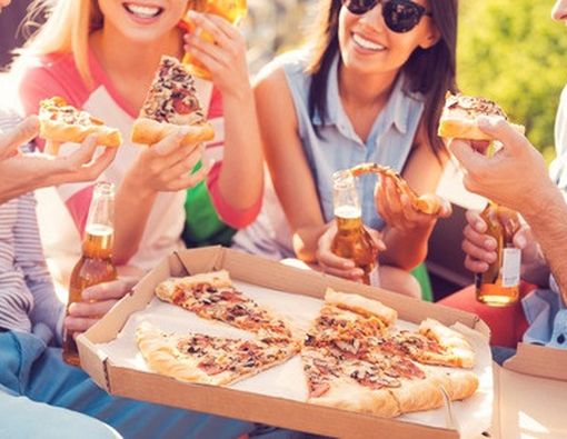 Makanan Nyelip? Hindari Tusuk Gigi!