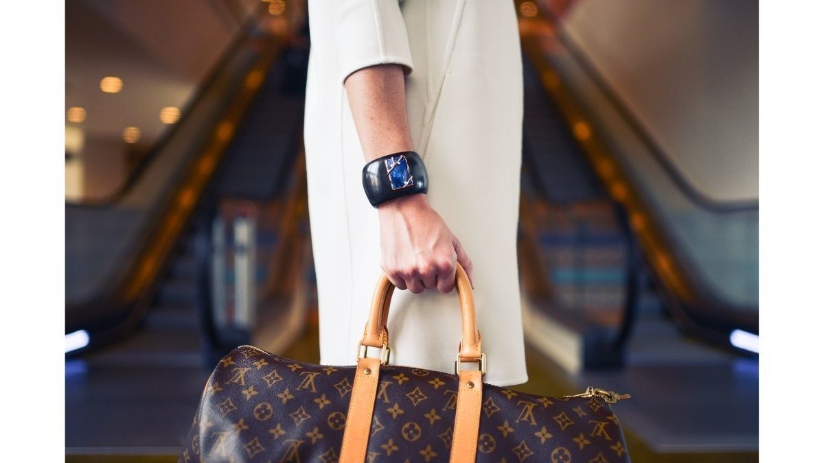 Kata Psikolog Soal Fenomena Flexing, Perilaku Pamer Kekayaan