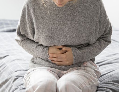 Bolehkah Memijat Benjolan Hernia? Ini Jawaban Dokter