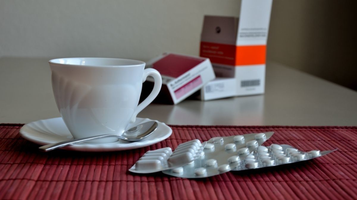 Minum Kopi Setelah atau Sebelum Minum Obat, Amankah?