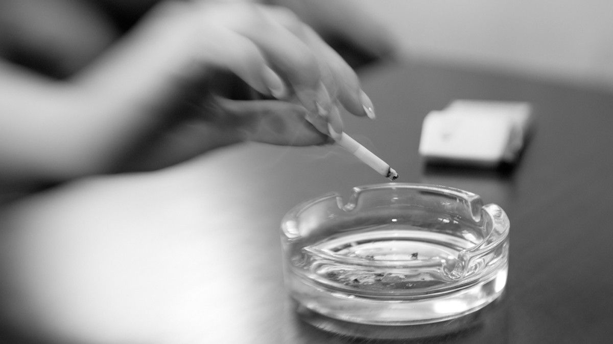 Alasan di Balik Kebiasaan Merokok Setelah Seks