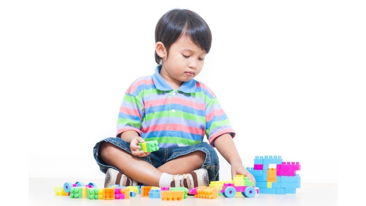 Manfaat Solo Playtime untuk Anak dan Contoh Permainannya