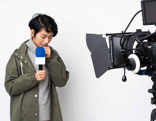 Batuk Berdahak Bikin Tidak Percaya Diri, Atasi dengan Cara Ini