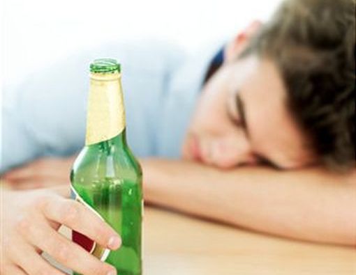 Gadis Remaja Lebih Rentan Terhadap Alkohol