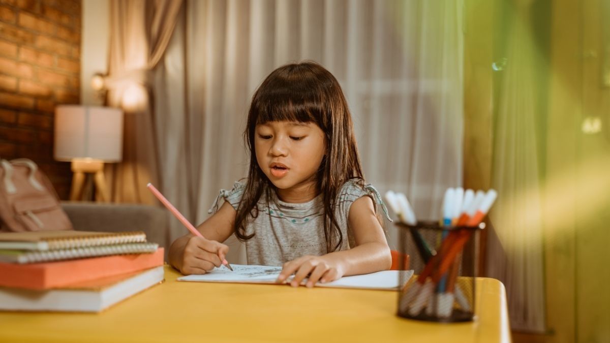 Mitos-Mitos Keliru Tentang Pendidikan Anak