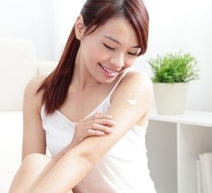 Kulit Kesat Sama Dengan Kulit Bersih Setelah Mandi?