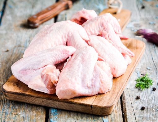 Kenapa Daging Ayam Harus Dimasak Sampai Matang?